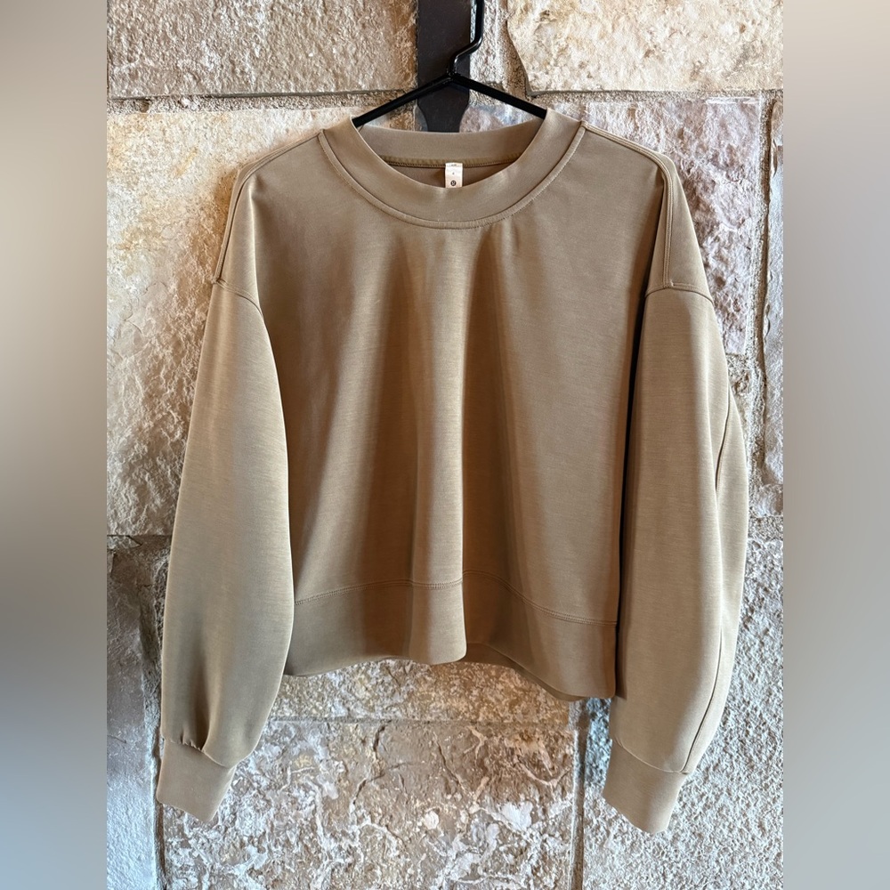 Lululemon super soft and light Cropped Crewneck Sweatshirt in Olive Tan